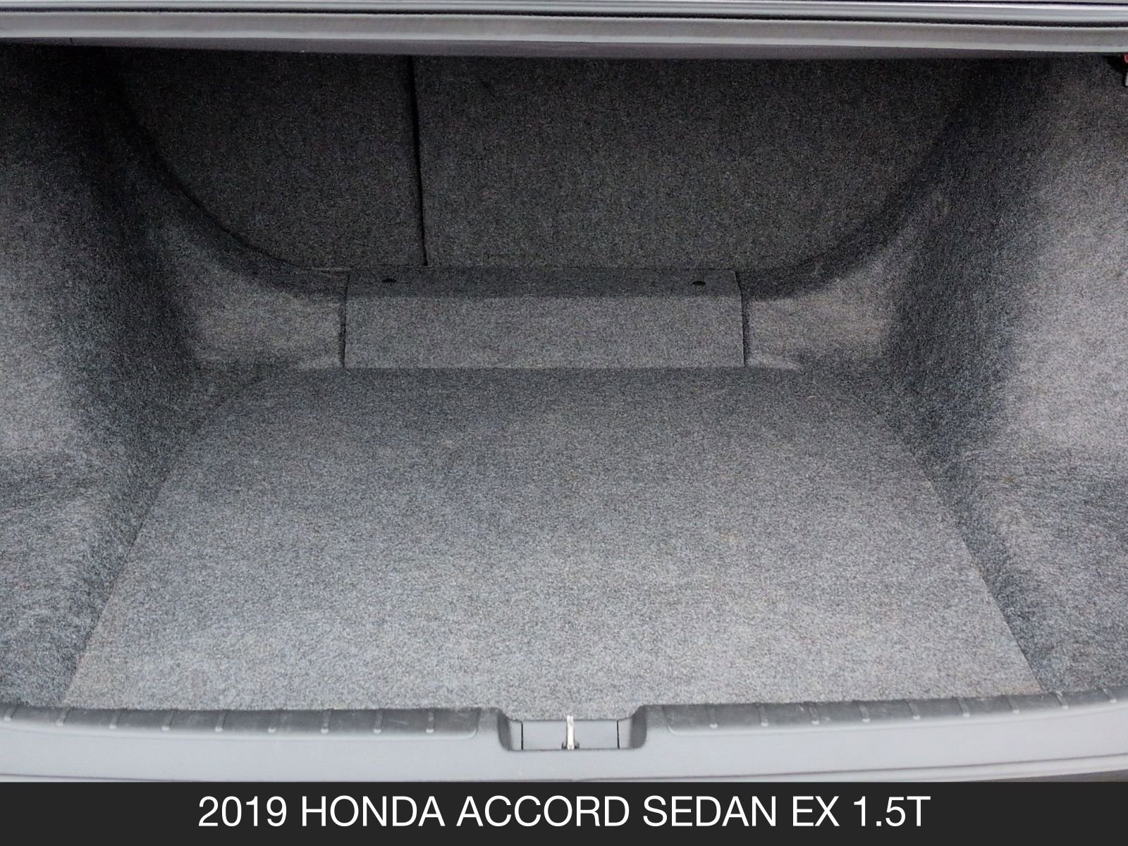 Used 2019 Honda Accord EX image 20