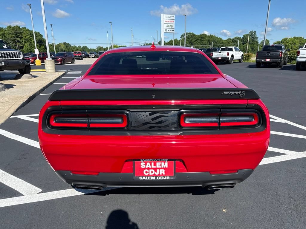 Used 2016 Dodge Challenger SRT Hellcat RWD image 7