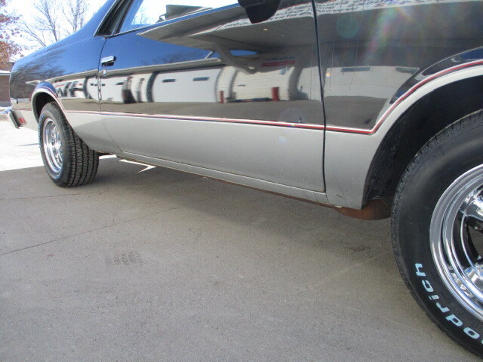 Used 1987 Chevrolet El Camino V8 RWD image 16