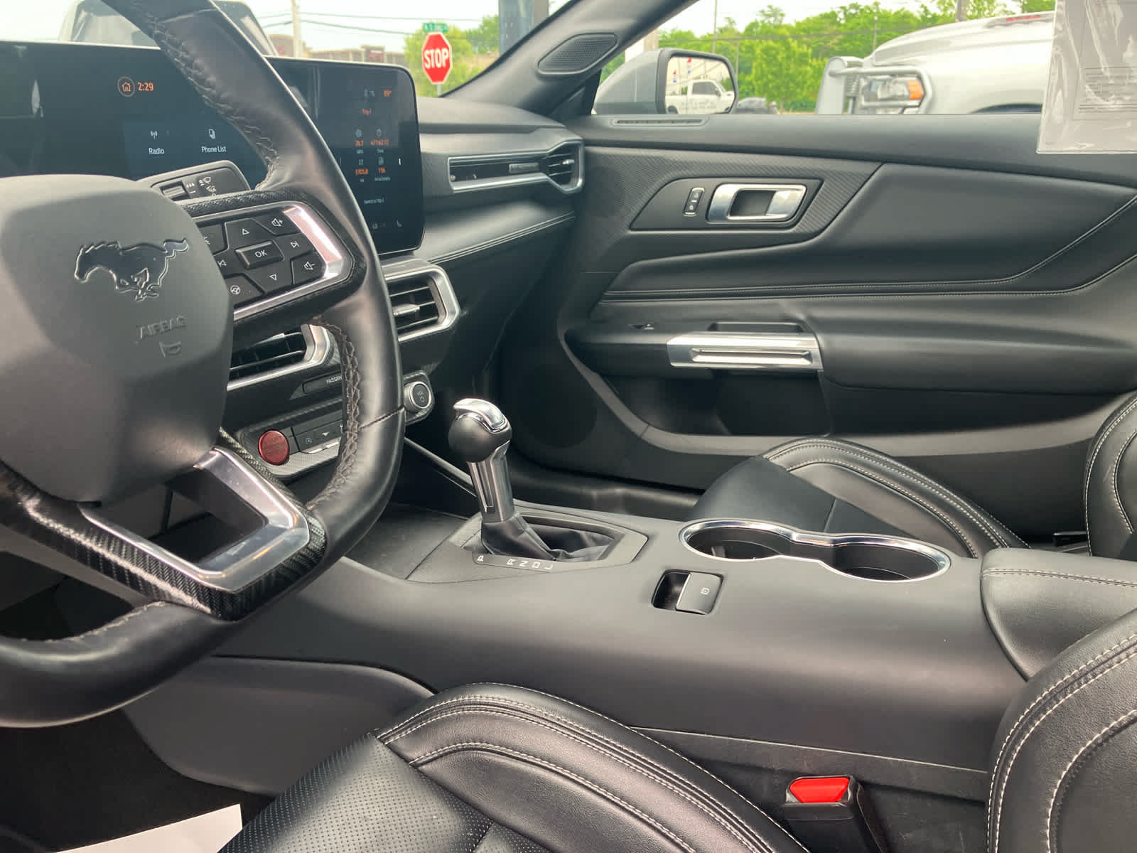 Used 2025 Ford Mustang Premium RWD image 8