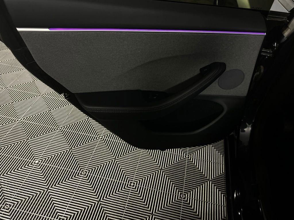 Used 2025 Tesla Model 3 Long Range image 21