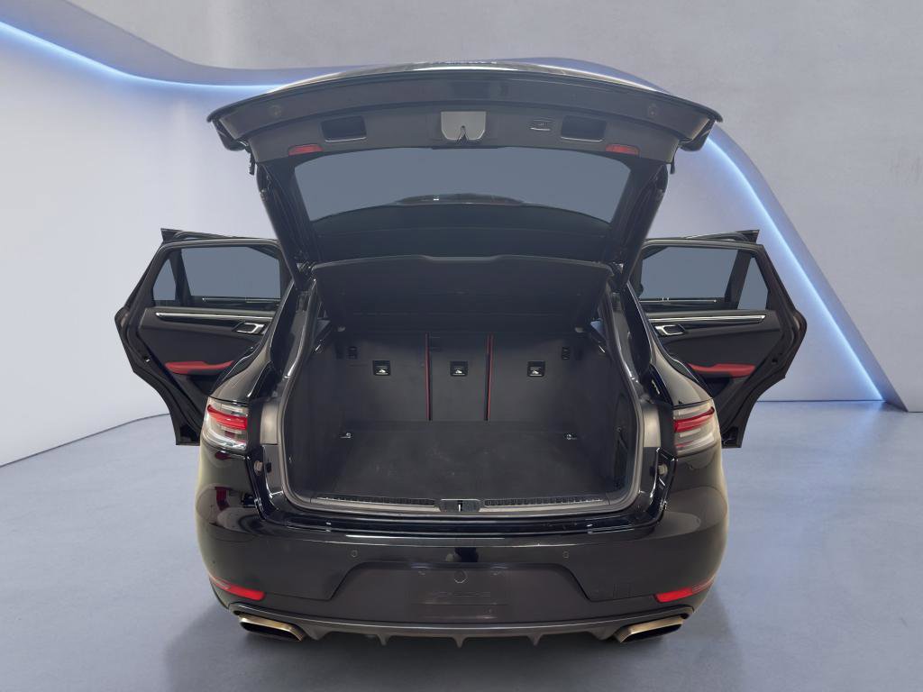 Used 2019 Porsche Macan image 12
