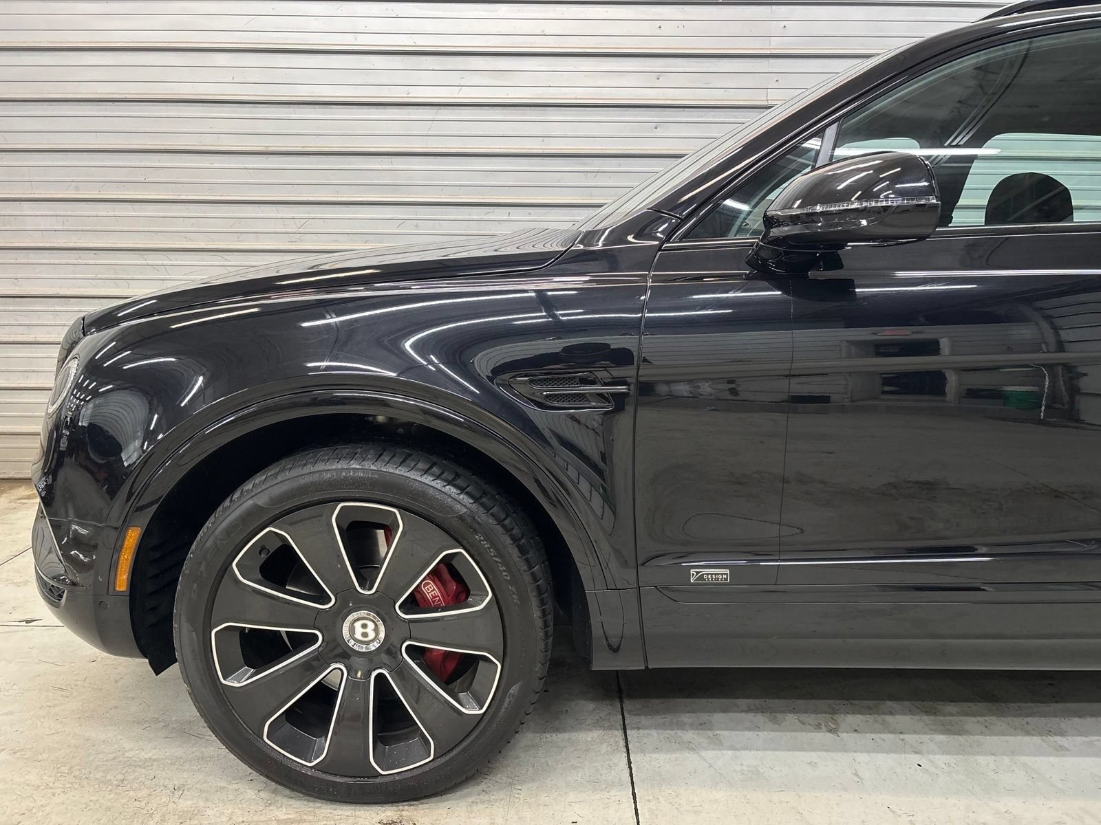 Used 2020 Bentley Bentayga AWD/4WD image 4