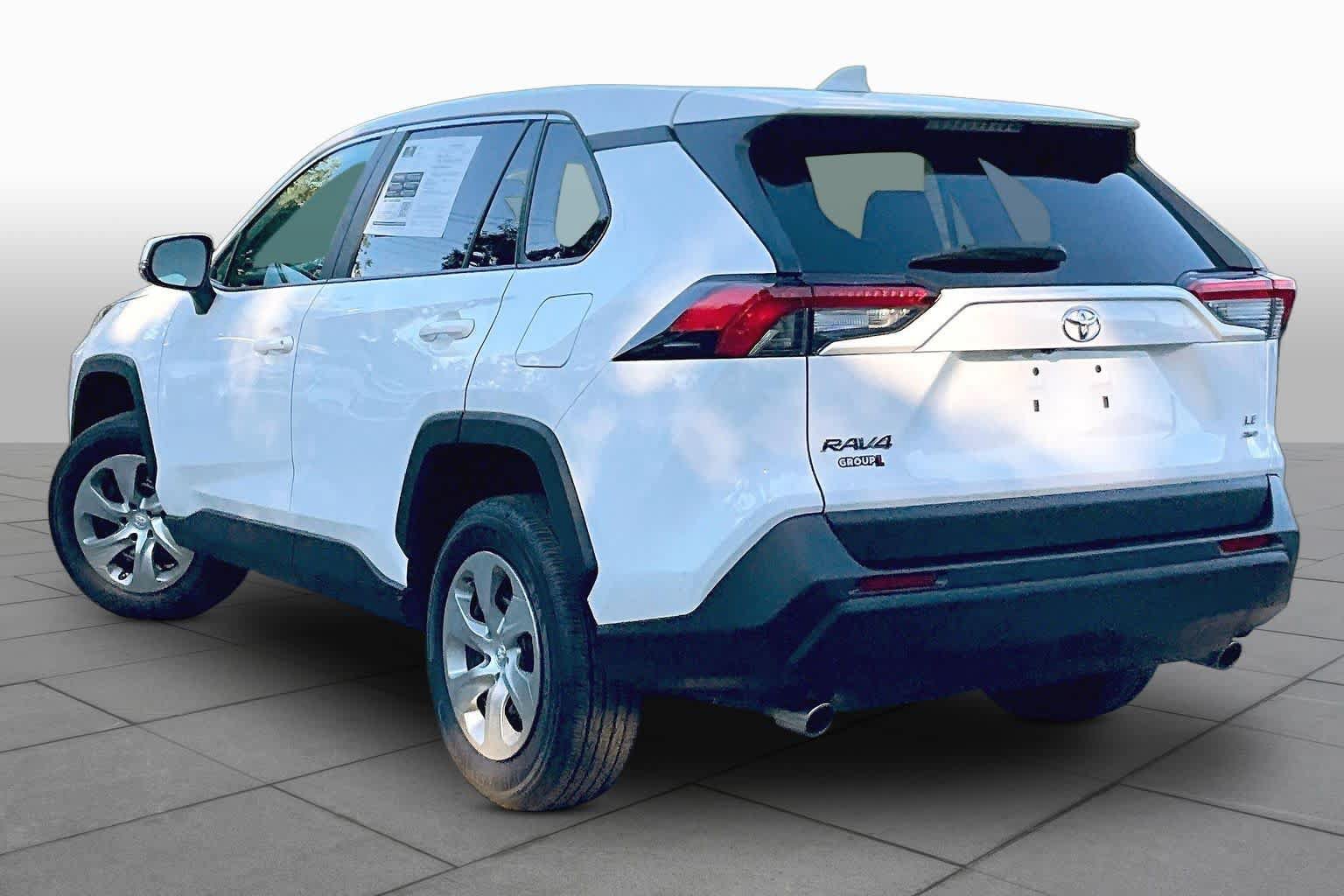 Certified 2023 Toyota RAV4 LE AWD/4WD image 23