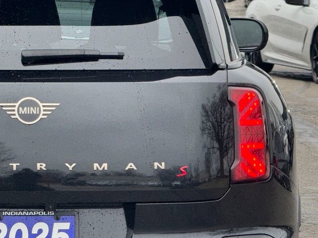 Used 2025 MINI Cooper Countryman S w/ Comfort Package Max image 5