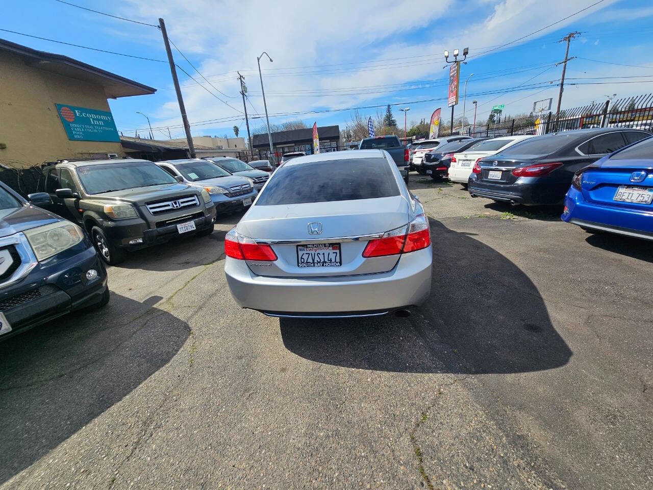 Used 2013 Honda Accord LX image 6