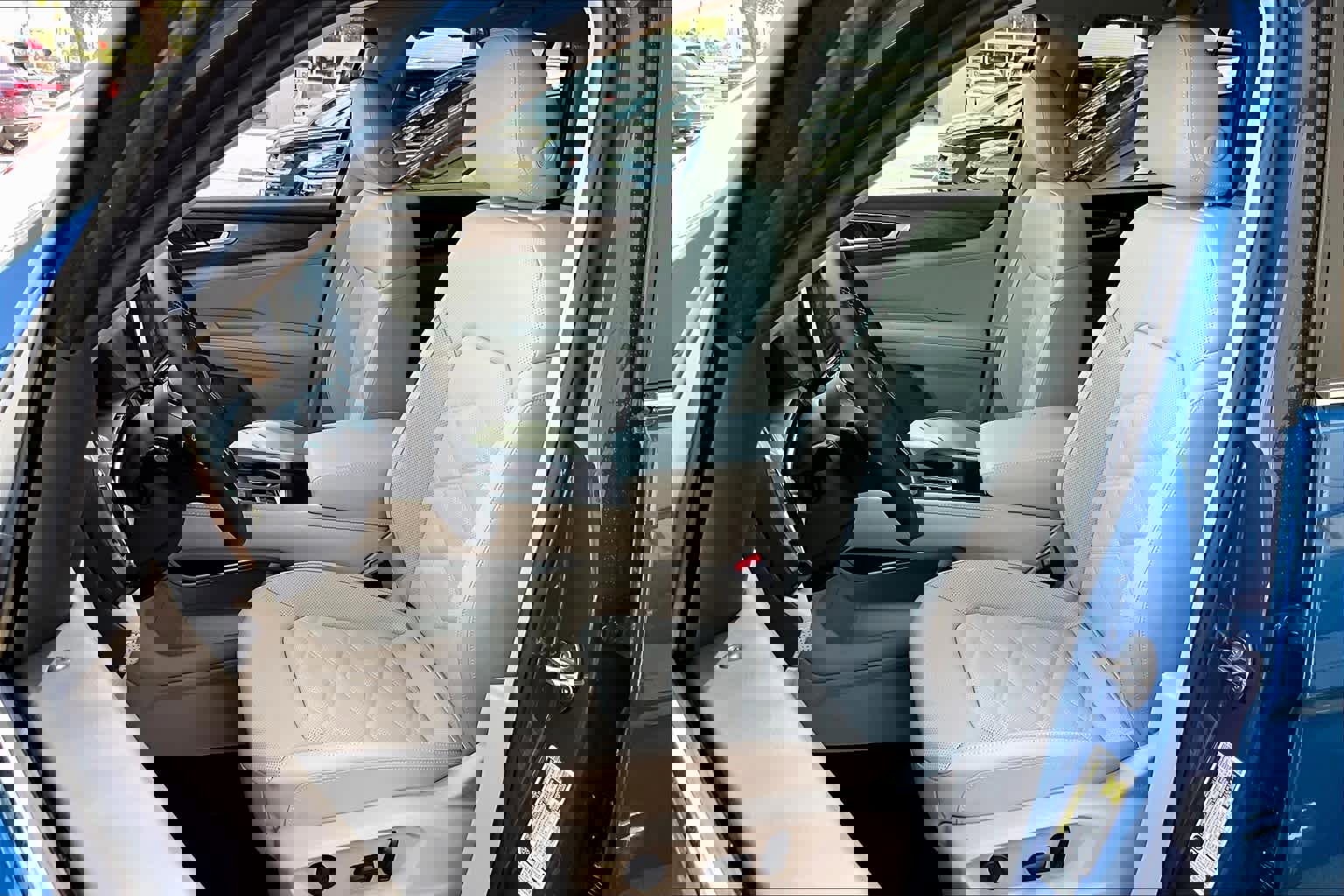 New 2025 Volkswagen Atlas SE image 9