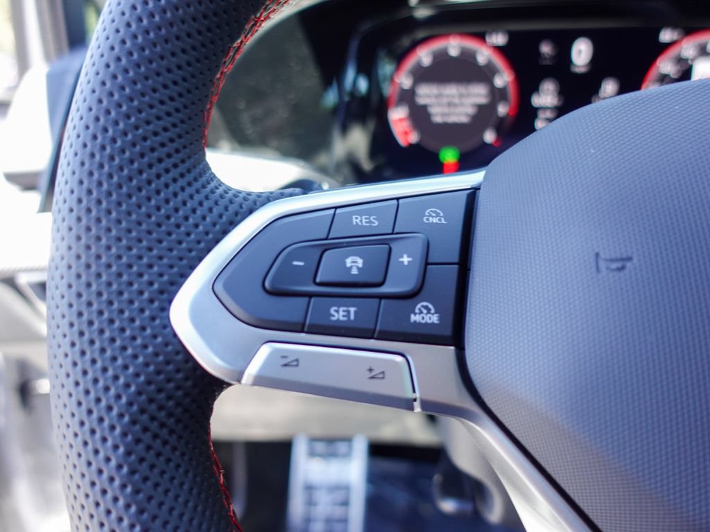 New 2026 Volkswagen GTI SE FWD image 13