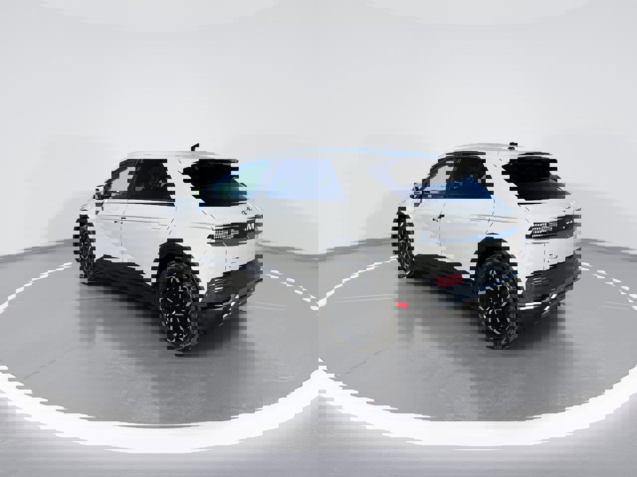 Used 2024 Hyundai Ioniq 5 SEL image 6