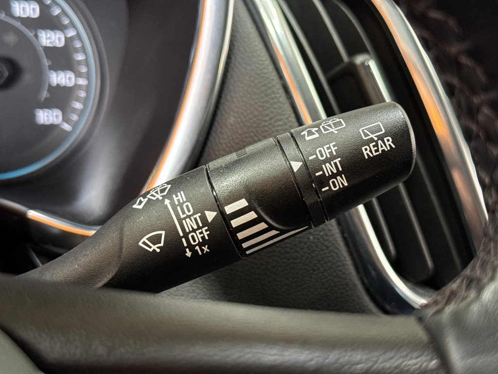 Used 2023 Chevrolet Equinox LT image 26