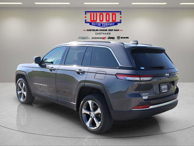 Used 2024 Jeep Grand Cherokee Limited AWD/4WD image 5