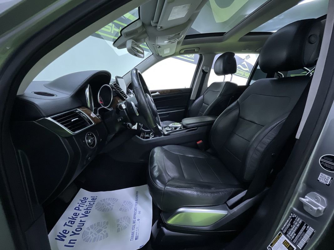 Used 2017 Mercedes-Benz GLS 550 4MATIC w/ Driver Assistance Package image 17