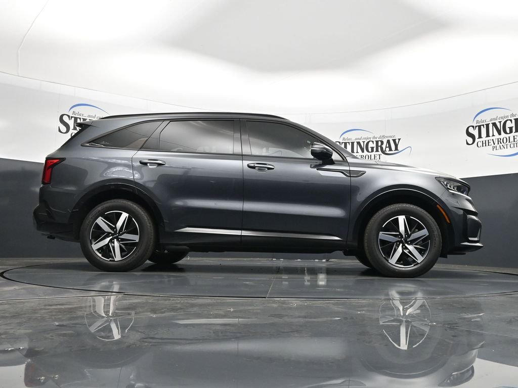 Used 2023 Kia Sorento EX image 24