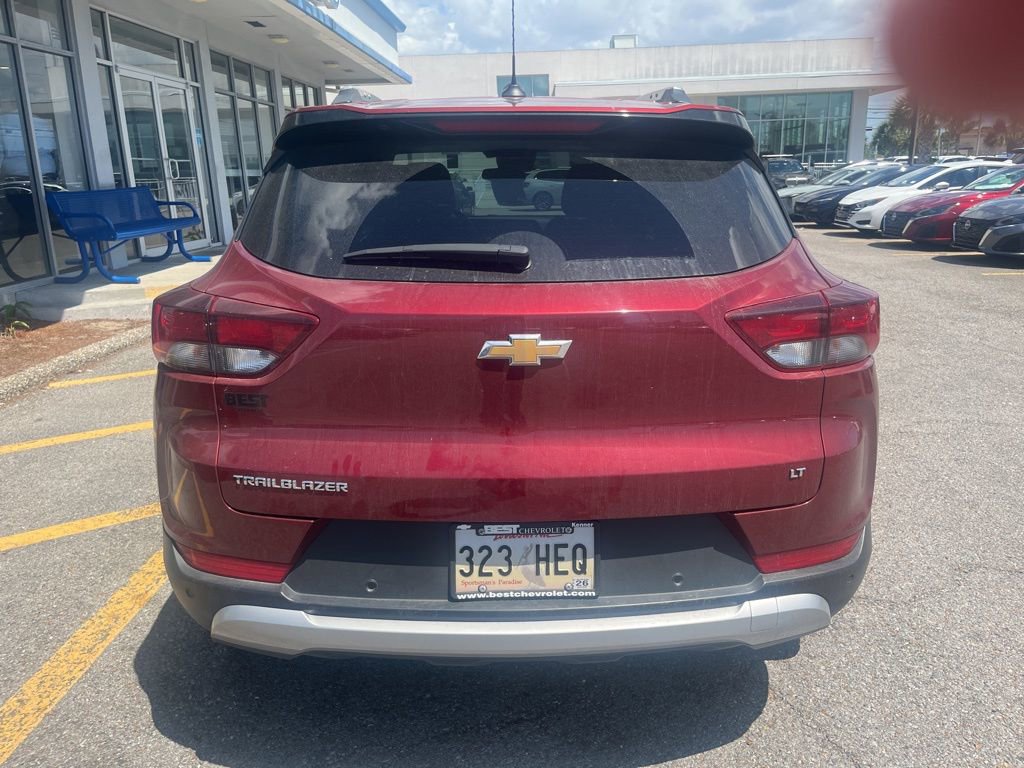 Certified 2024 Chevrolet TrailBlazer LT w/ Driver Confidence Package FWD image 4