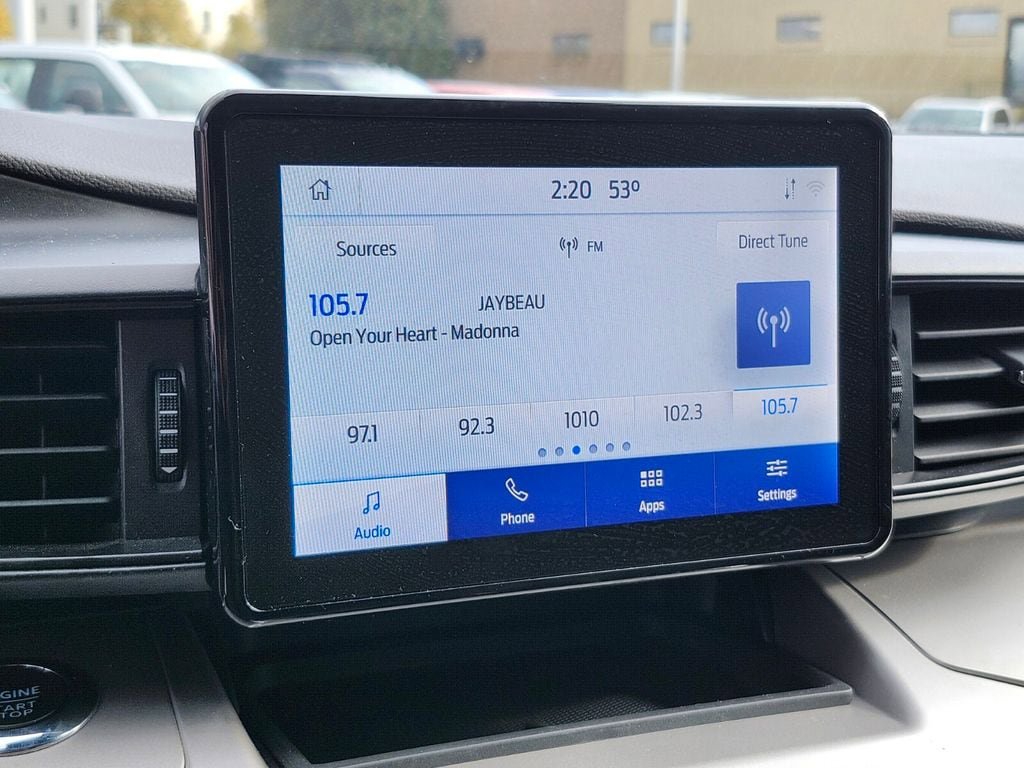 Used 2022 Ford Explorer XLT AWD/4WD image 21