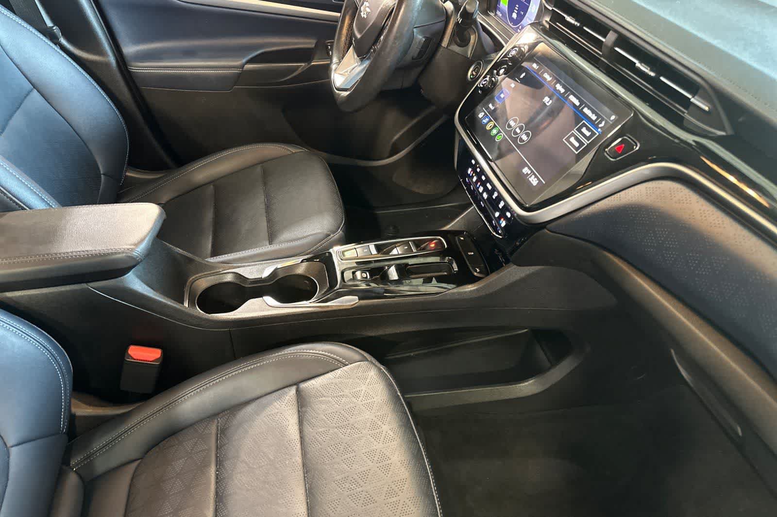 Used 2023 Chevrolet Bolt EUV Premier w/ Super Cruise Package FWD image 18