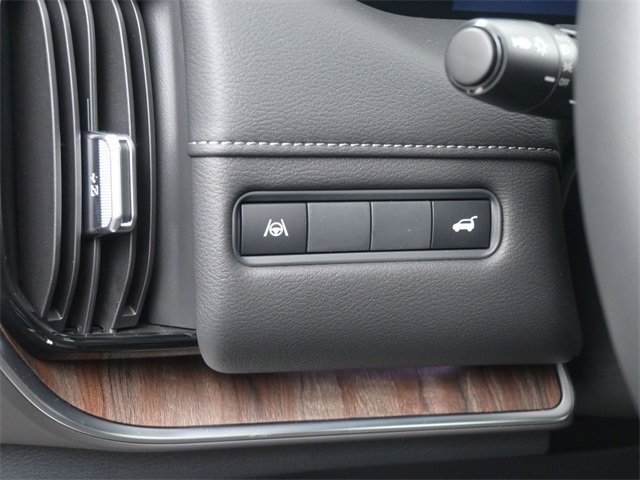 New 2026 Nissan Armada Platinum image 21