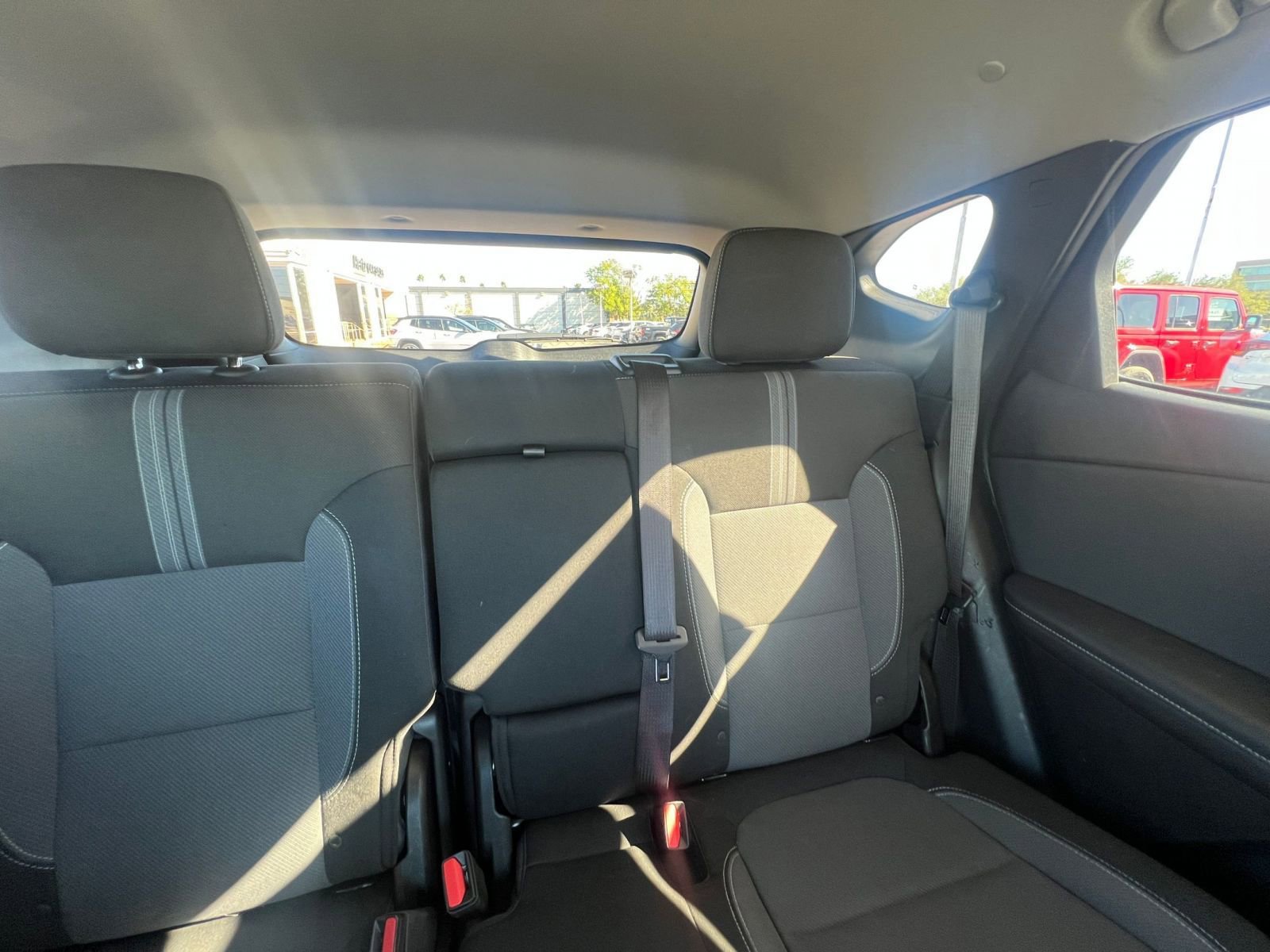 Used 2025 Chevrolet Blazer LT image 37