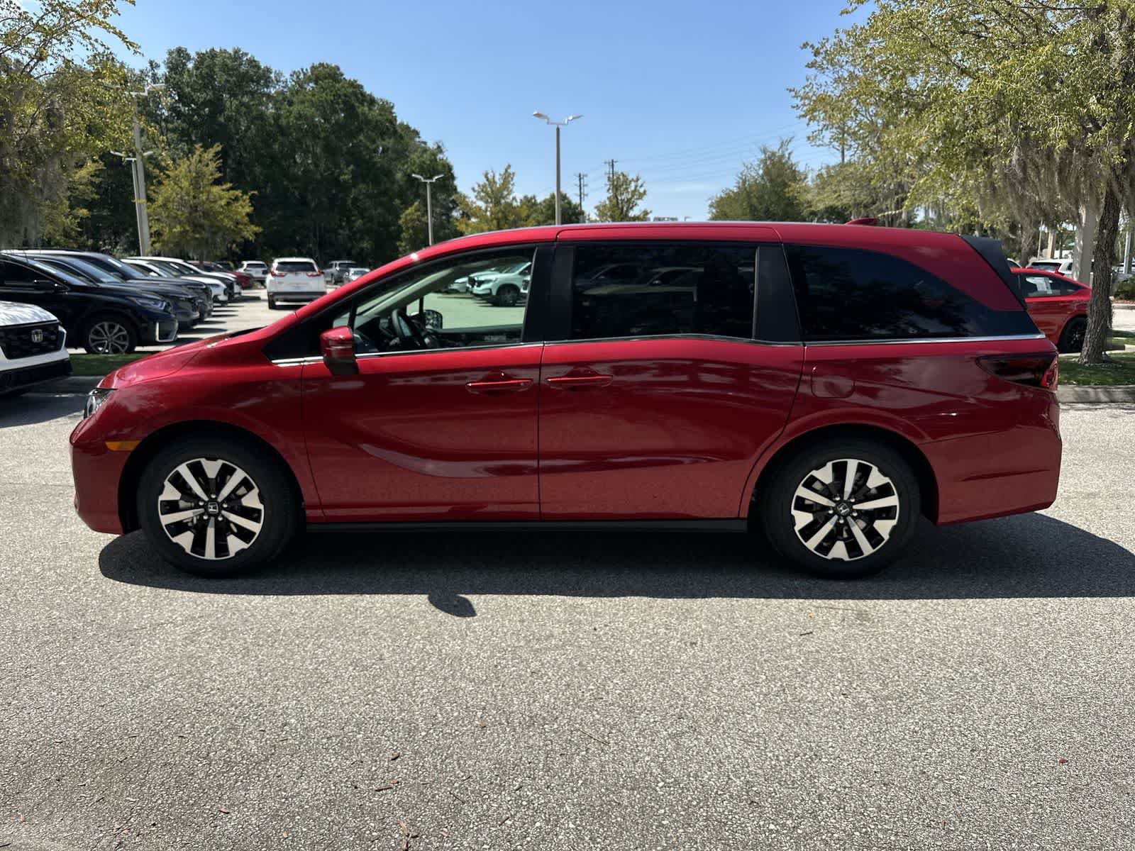 New 2027 Honda Odyssey EX-L image 3