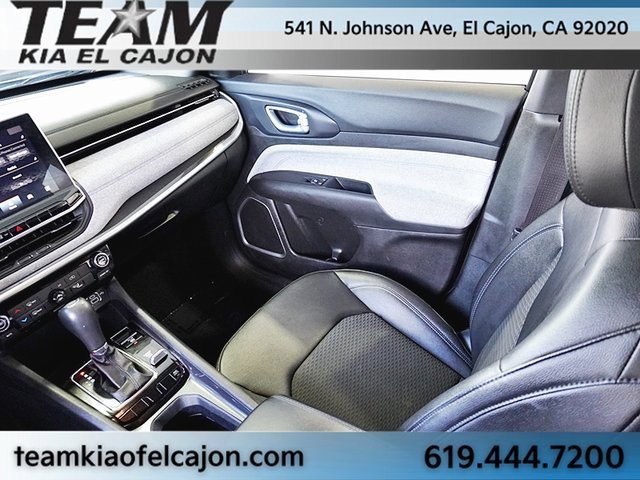 Used 2024 Jeep Compass Latitude image 21