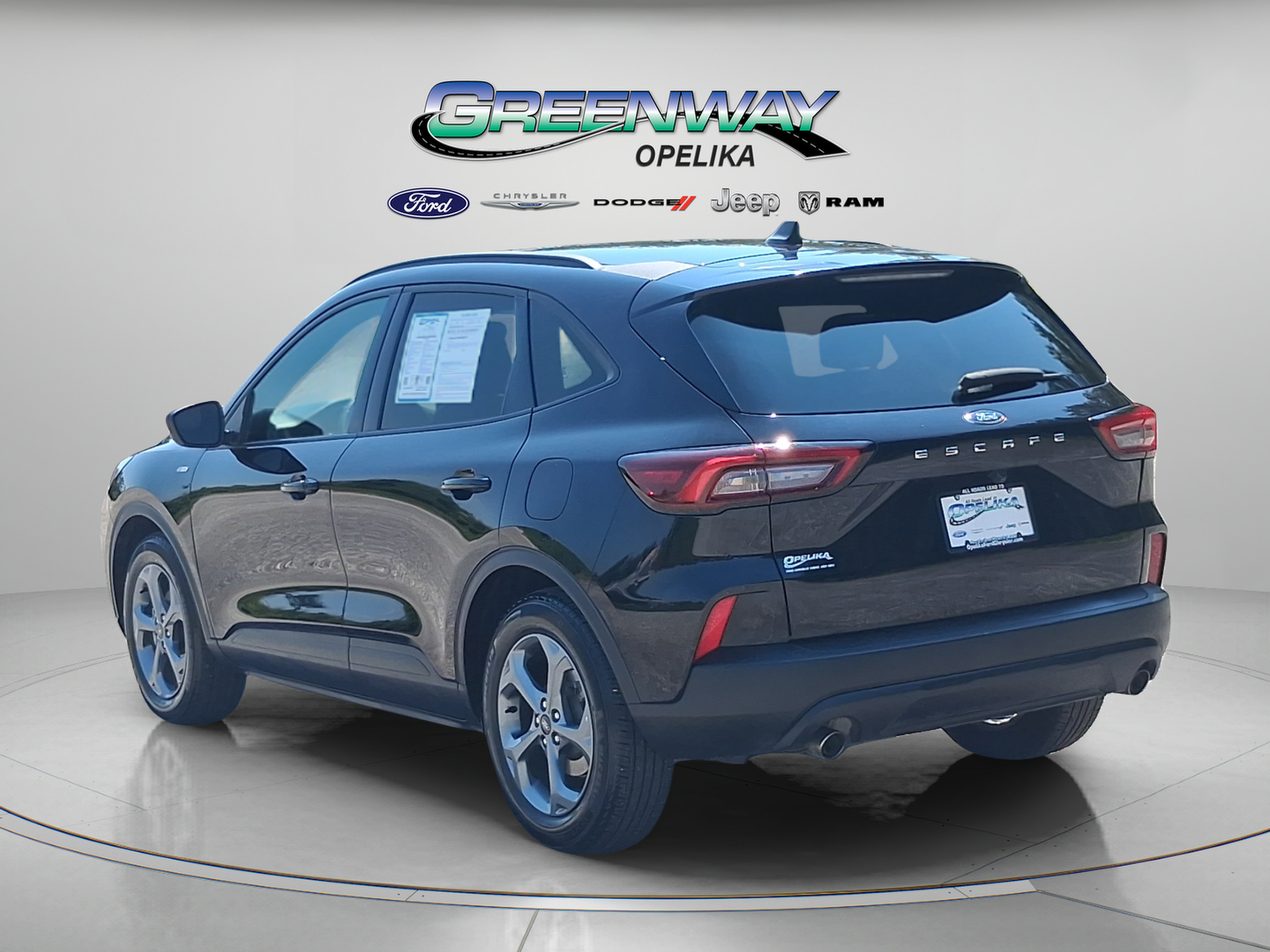 Used 2025 Ford Escape ST-Line FWD image 5