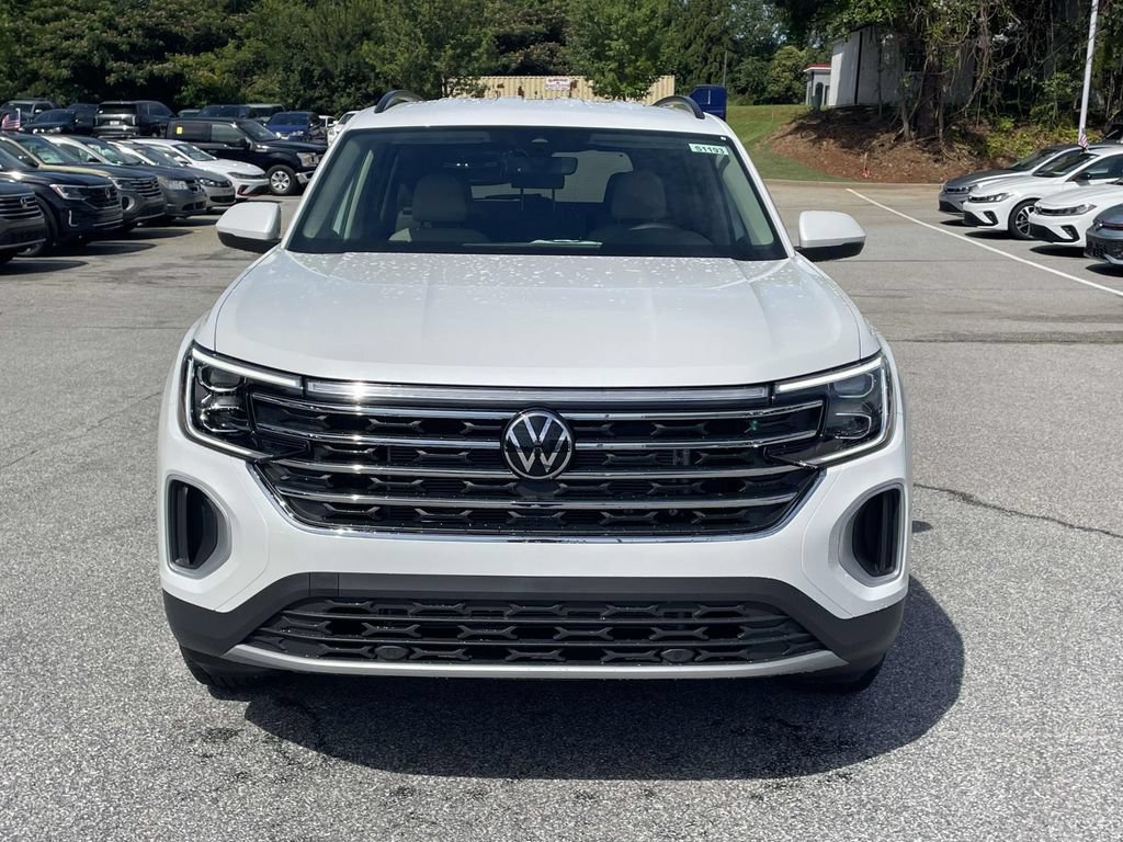 New 2026 Volkswagen Atlas SE FWD image 2