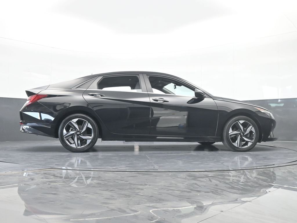 Used 2022 Hyundai Elantra SEL w/ Convenience + Premium Package image 60