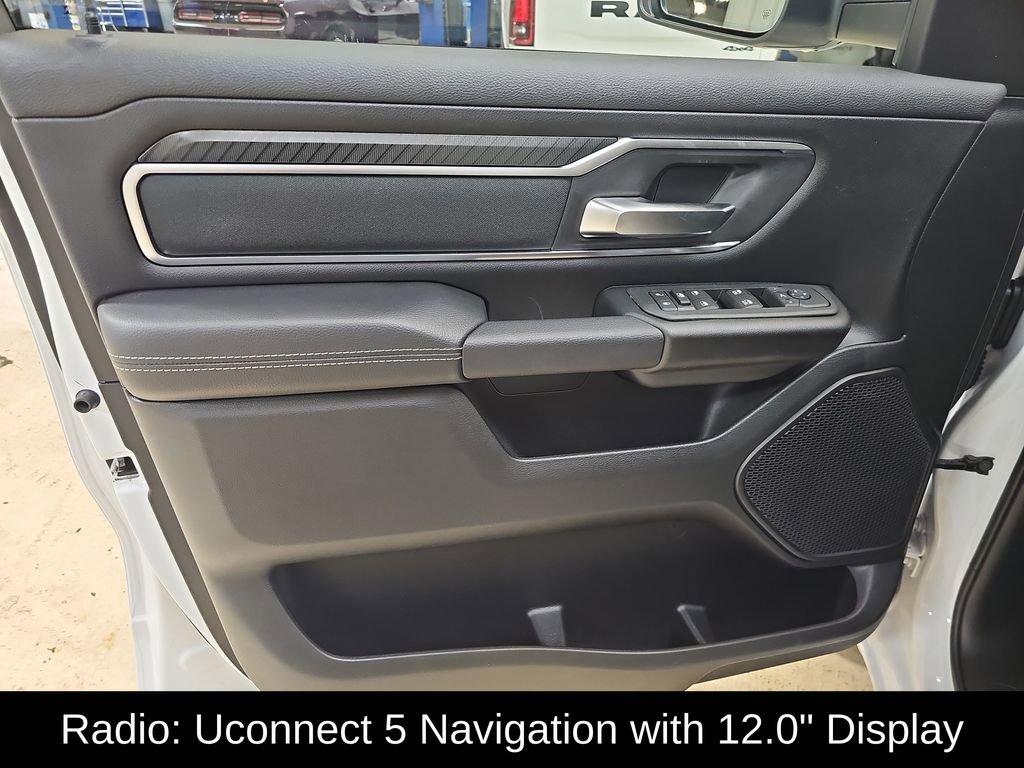New 2026 RAM 1500 4x4 Crew Cab image 11