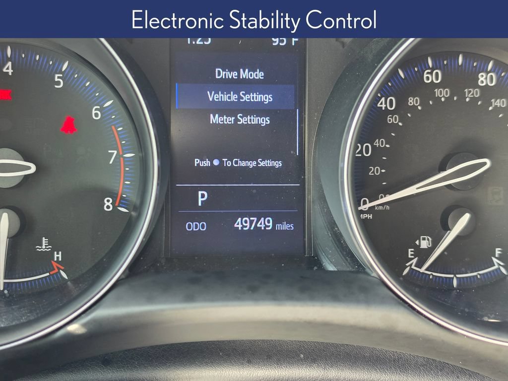 Used 2021 Toyota C-HR XLE FWD image 11