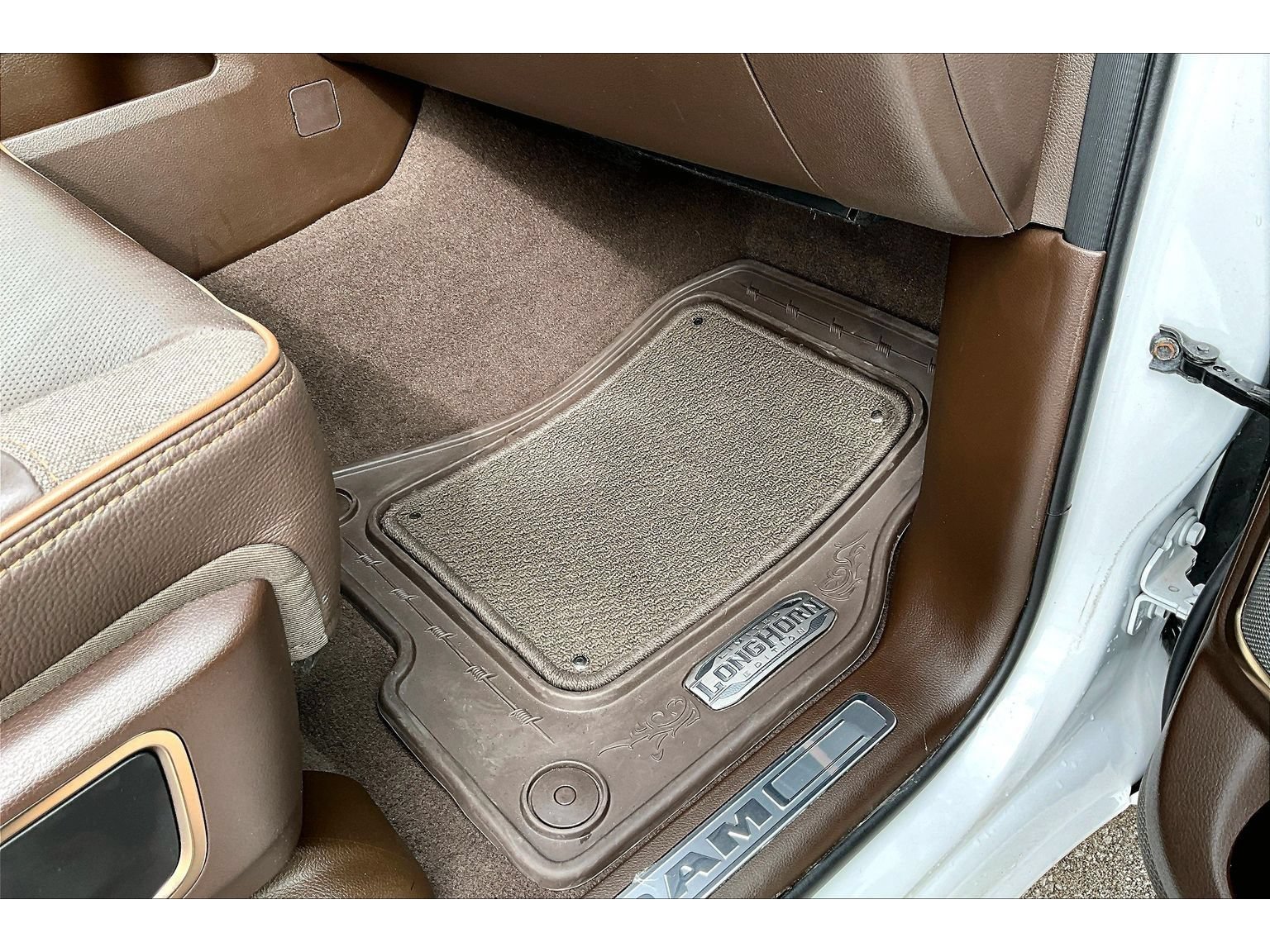 Certified 2025 RAM 1500 Limited AWD/4WD image 46