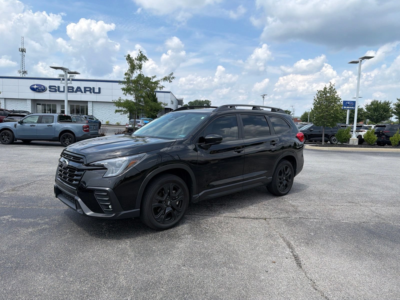 Certified 2025 Subaru Ascent Onyx Edition AWD/4WD image 5