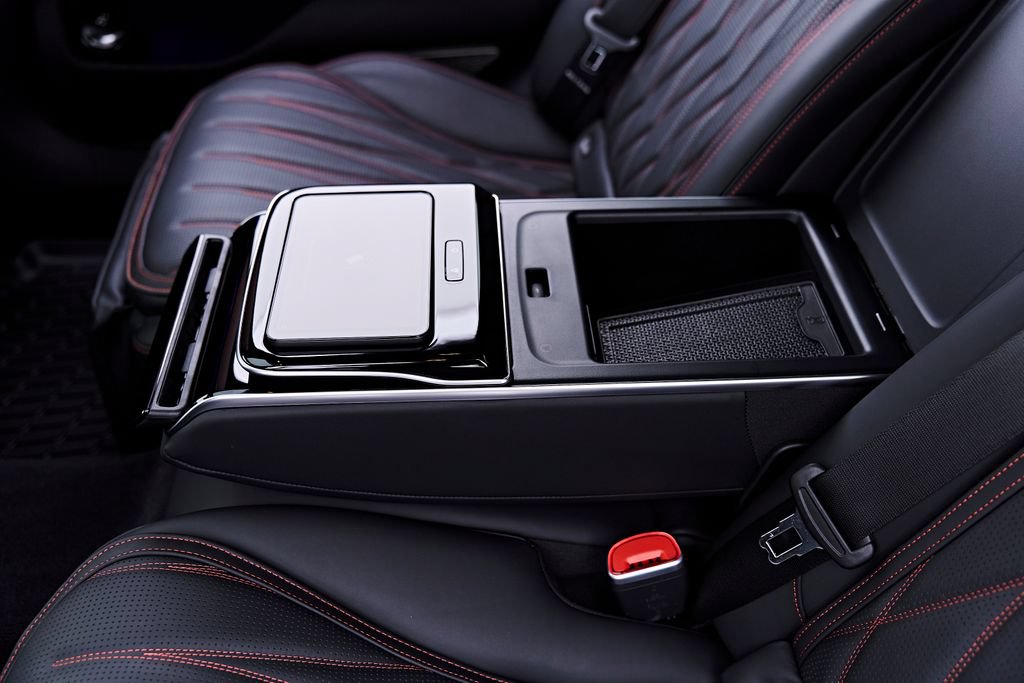 Used 2024 Mercedes-Benz S 63 AMG S w/ Rear Seat Package image 67