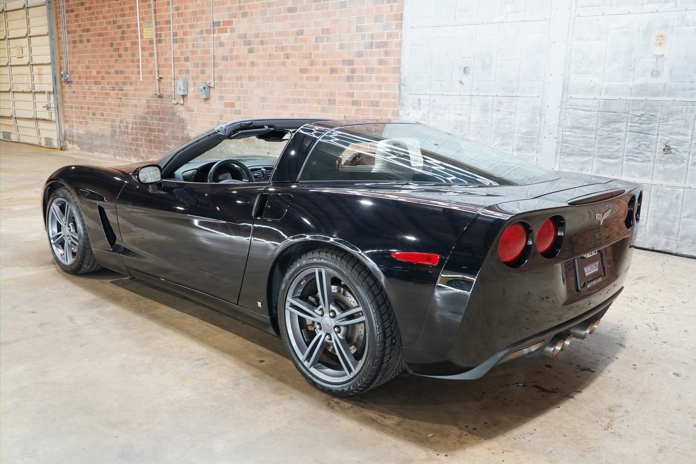 Used 2009 Chevrolet Corvette Coupe w/ Preferred Equipment Group RWD image 37