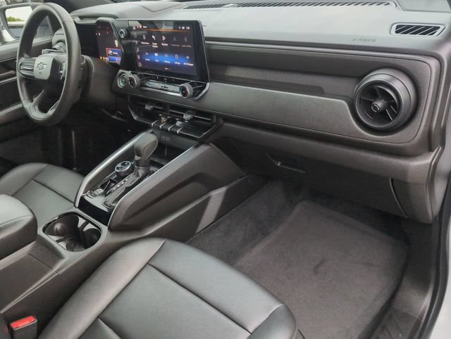 Used 2024 Chevrolet Colorado Trail Boss AWD/4WD image 27