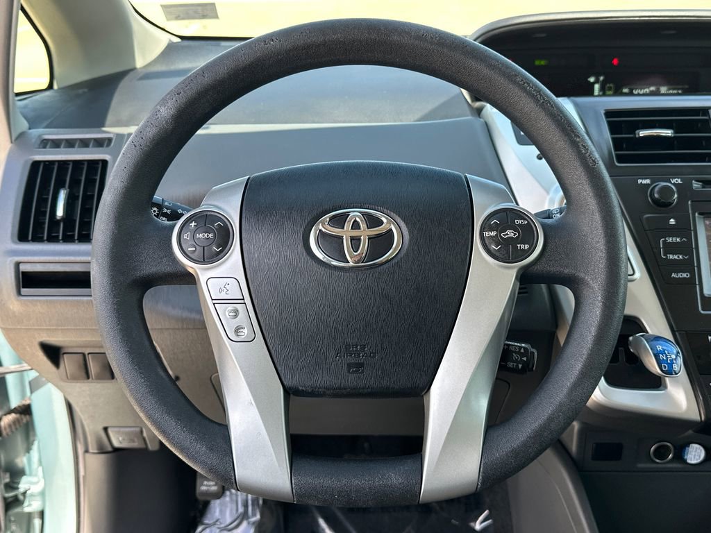 Used 2014 Toyota Prius V Three image 16