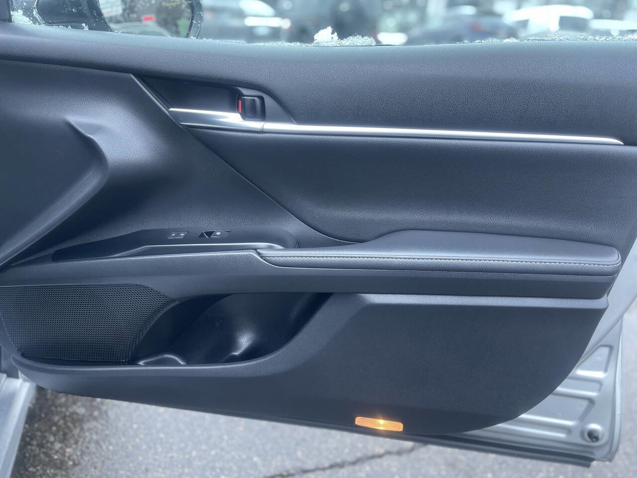 Used 2020 Toyota Camry XSE image 12