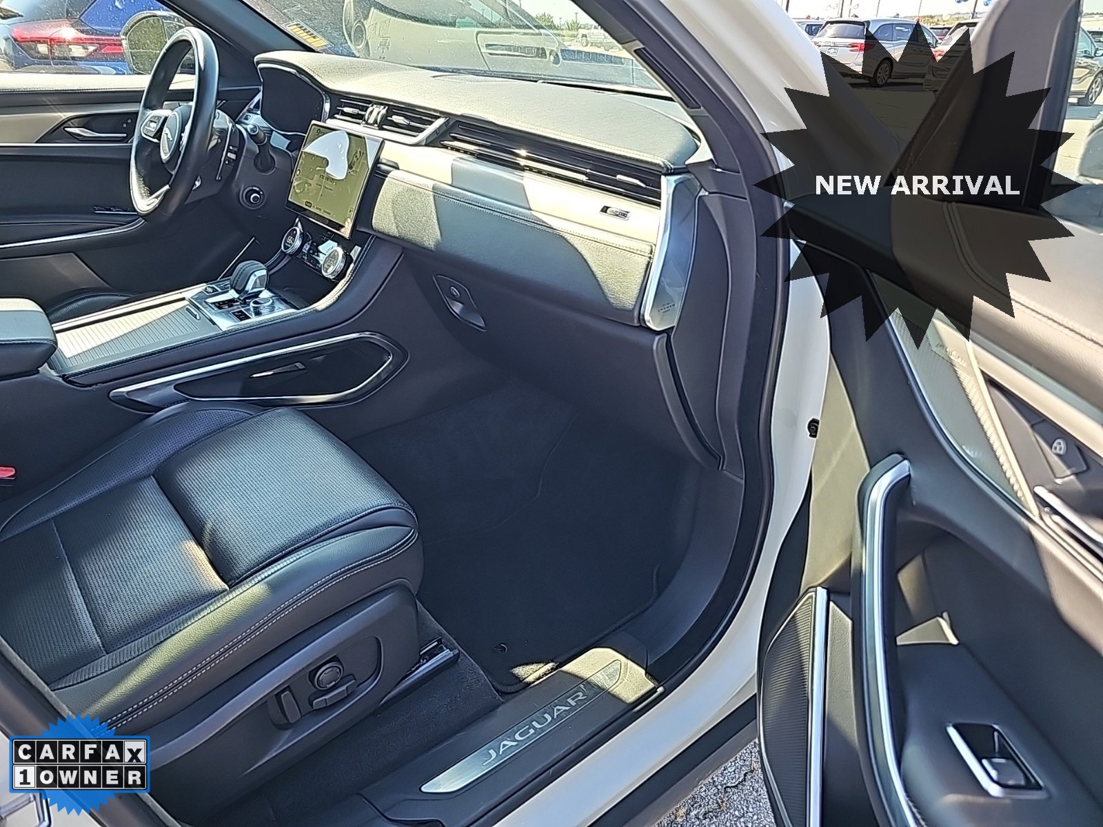 Used 2025 Jaguar F-PACE R-Dynamic S image 18