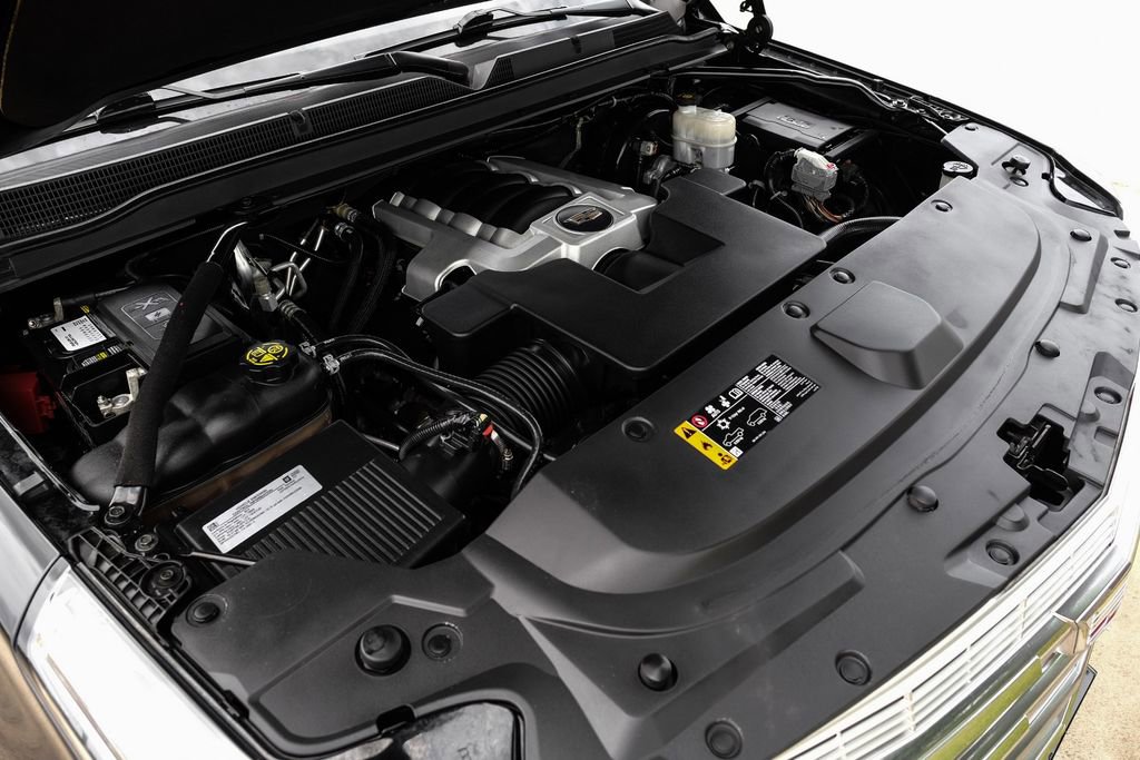 Used 2019 Cadillac Escalade Premium Luxury w/ LPO, Radiant Package RWD image 54