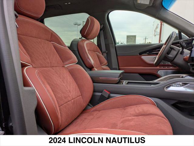 Used 2024 Lincoln Nautilus Black Label image 30