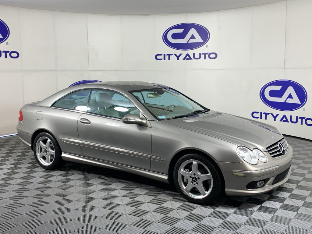 Used 2004 Mercedes-Benz CLK 500 Coupe video 1