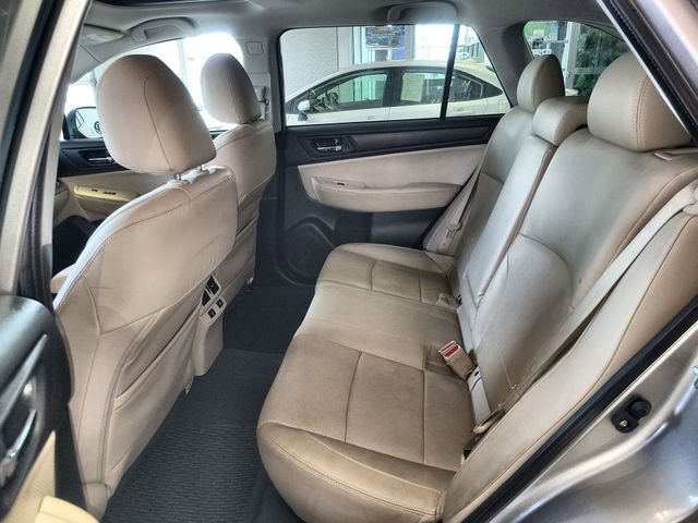 Used 2016 Subaru Outback 2.5i Limited image 23