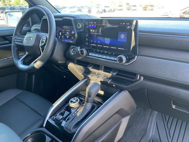 Used 2025 Chevrolet Colorado Trail Boss image 13
