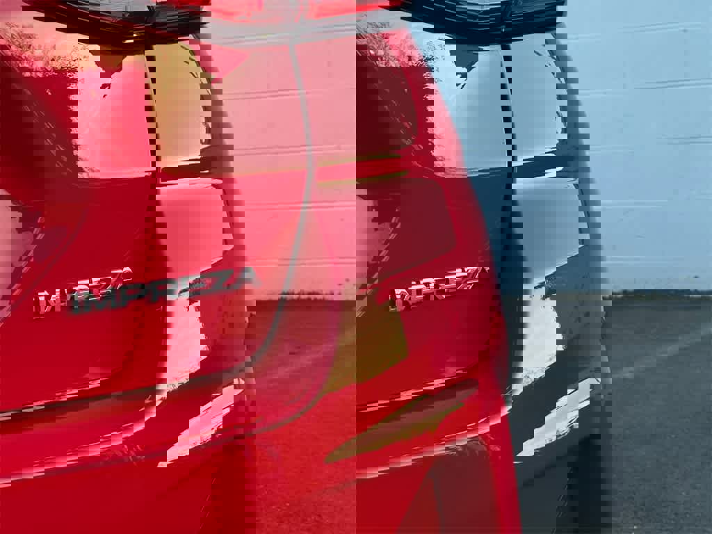 Certified 2025 Subaru Impreza 2.0i image 6