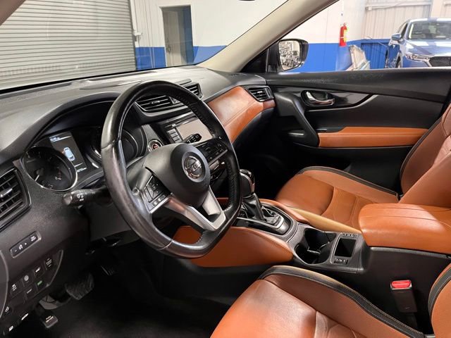 Used 2017 Nissan Rogue SL w/ SL Premium Package image 23
