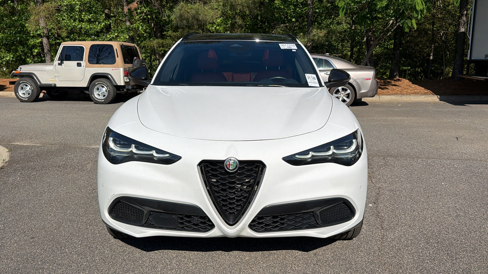 Used 2025 Alfa Romeo Stelvio Sprint w/ Veloce Package AWD/4WD image 3
