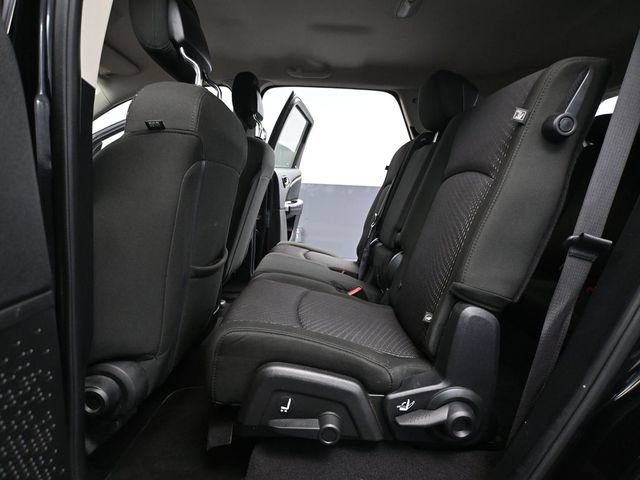 Used 2019 Dodge Journey SE FWD image 33