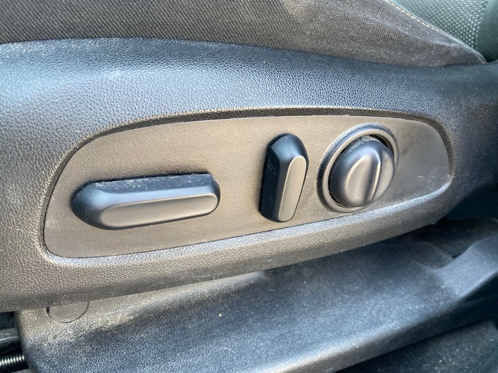 Used 2019 Chevrolet Traverse LT FWD image 10