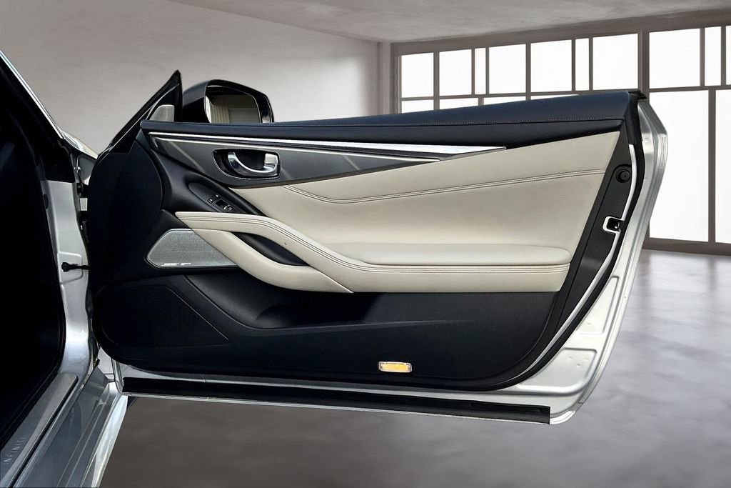 Used 2017 INFINITI Q60 w/ Premium Plus Package 3.0T image 26