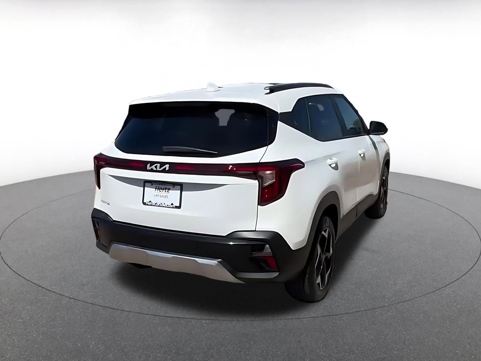 Used 2025 Kia Seltos S image 14