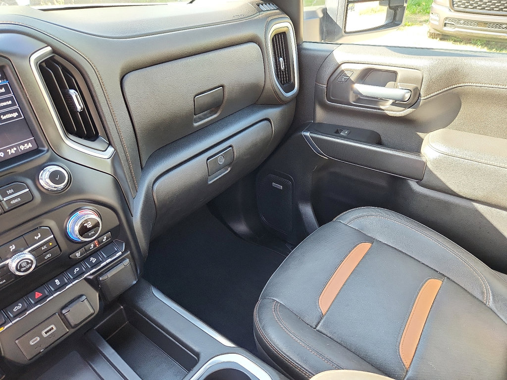 Used 2022 GMC Sierra 2500 AT4 w/ AT4 Premium Plus Package image 31
